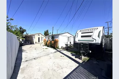 1318 E 100th Street, Los Angeles, CA 90002 - Photo 13