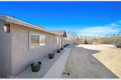 7070 Rubidoux, Yucca Valley, CA 92284 - Photo 15