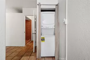 2006 Court Ave, Newport Beach, CA 92663 - Photo 17