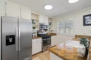 77 Greenbough, Irvine, CA 92614 - Photo 13