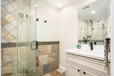 6172 Shields, Huntington Beach, CA 92647 - Photo 27