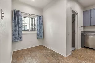 2640 S Bronson, Los Angeles, CA 90018 - Photo 11