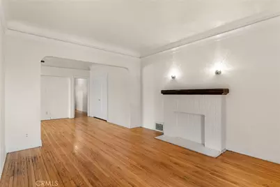 2640 S Bronson, Los Angeles, CA 90018 - Photo 3