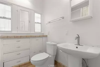 2640 S Bronson, Los Angeles, CA 90018 - Photo 17