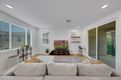 15280 Horizon St #6, Fontana, CA 92336 - Photo 5