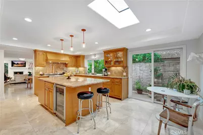 17164 Edgewater Lane, Huntington Beach, CA 92649 - Photo 15