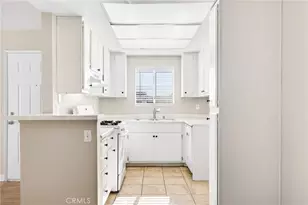 16377 Lakeshore, Lake Elsinore, CA 92530 - Photo 13