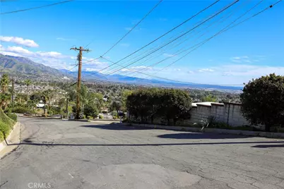 449 Skylark, San Bernardino, CA 92405 - Photo 45