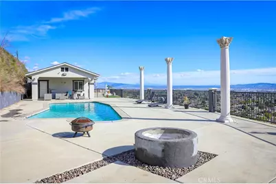 449 Skylark, San Bernardino, CA 92405 - Photo 41