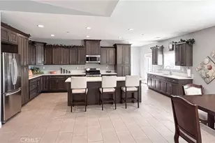 449 Skylark, San Bernardino, CA 92405 - Photo 11