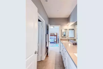 449 Skylark, San Bernardino, CA 92405 - Photo 33