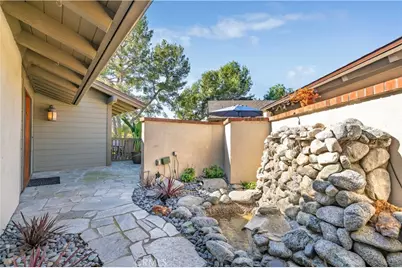 30 Arboles, Irvine, CA 92612 - Photo 5