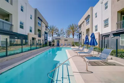 2210 Synergy, Irvine, CA 92614 - Photo 27