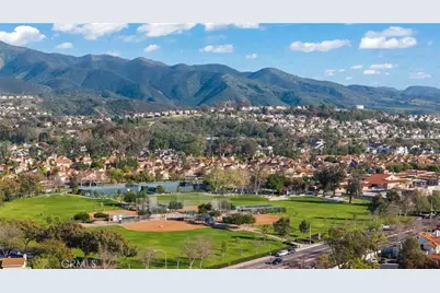 7 Brisa Ribera, Rancho Santa Margarita, CA 92688 - Photo 37