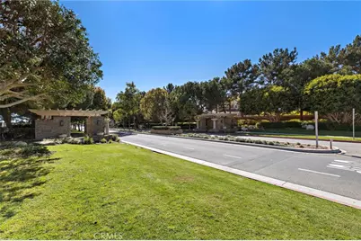 17272 Tidalridge Lane, Huntington Beach, CA 92649 - Photo 55