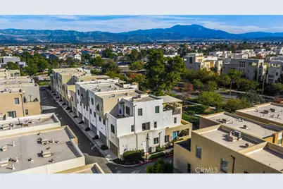 269 Magnet, Irvine, CA 92618 - Photo 49