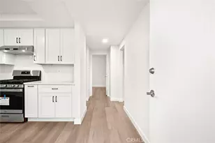 928 S Laurel St, Santa Ana, CA 92704 - Photo 7