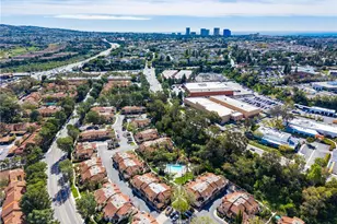 75 Corsica Dr, Newport Beach, CA 92660 - Photo 25