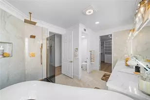 304 Goldenwest St, Huntington Beach, CA 92648 - Photo 43