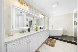 304 Goldenwest St, Huntington Beach, CA 92648 - Photo 41