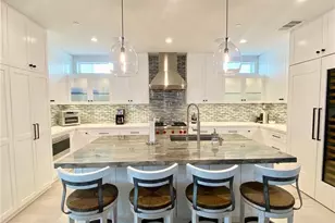 203 Sapphire, Newport Beach, CA 92662 - Photo 9