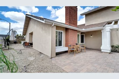 22 Yorktown, Irvine, CA 92620 - Photo 5