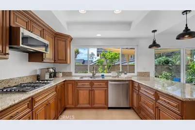 22 Yorktown, Irvine, CA 92620 - Photo 17