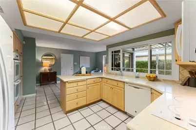 9 Teakwood, Irvine, CA 92612 - Photo 17