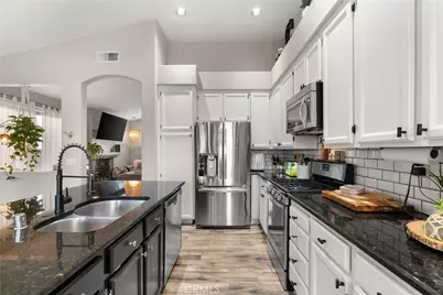 31725 Via Cordoba, Temecula, CA 92592 - Photo 15