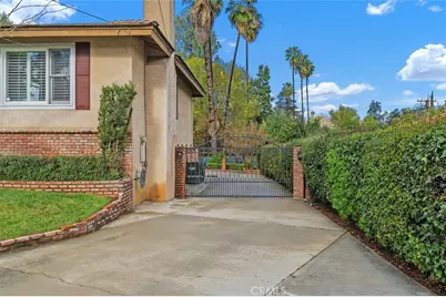 1370 Oak Street, Redlands, CA 92373 - Photo 5