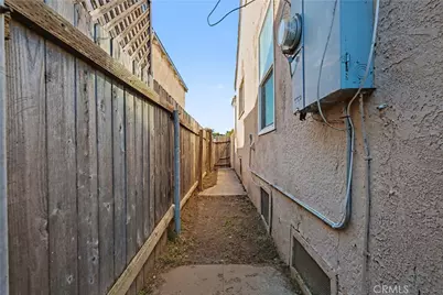 6030 Alviso Avenue, Los Angeles, CA 90043 - Photo 31