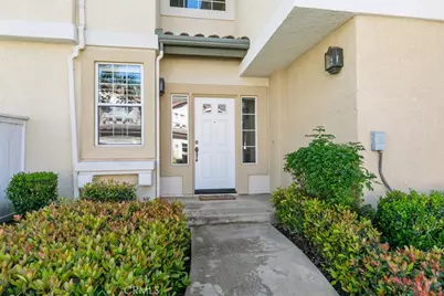 8 Luzern, Mission Viejo, CA 92692 - Photo 3