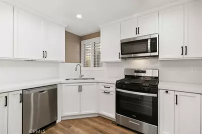 8 Luzern, Mission Viejo, CA 92692 - Photo 13