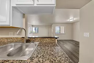 1537 Pyrenees Ave, San Diego, CA 95210 - Photo 15