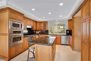 2342 Caper Tree Dr, Tustin, CA 92780 - Photo 17