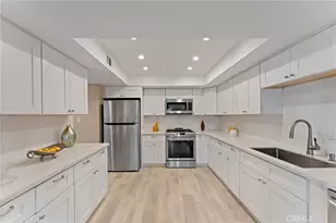 21 Queens Wreath, Irvine, CA 92612 - Photo 15