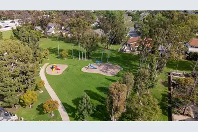 21 Queens Wreath, Irvine, CA 92612 - Photo 49