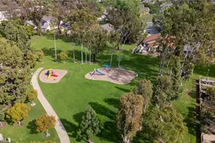 21 Queens Wreath, Irvine, CA 92612 - Photo 49