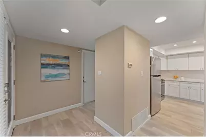 21 Queens Wreath, Irvine, CA 92612 - Photo 17