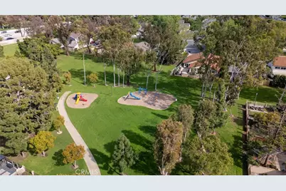 21 Queens Wreath, Irvine, CA 92612 - Photo 49