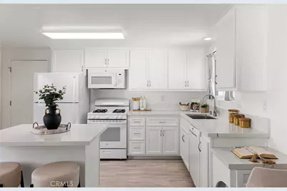 25078 Champlain Road, Laguna Hills, CA 92653 - Photo 15