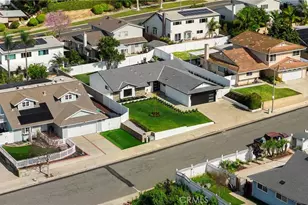 25078 Champlain Rd, Laguna Hills, CA 92653 - Photo 3