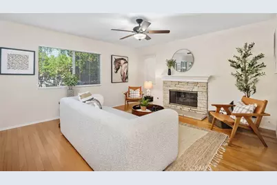 50 Linhaven, Irvine, CA 92602 - Photo 5