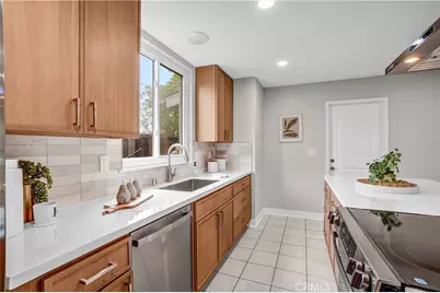 1616 Sandalwood Street, Costa Mesa, CA 92626 - Photo 13