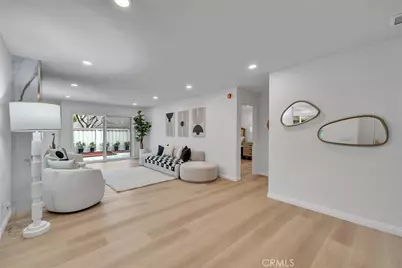 17322 Rosewood, Irvine, CA 92612 - Photo 5