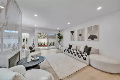 17322 Rosewood, Irvine, CA 92612 - Photo 9