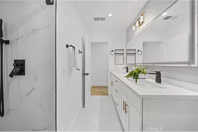 33 Mann Street, Irvine, CA 92612 - Photo 39