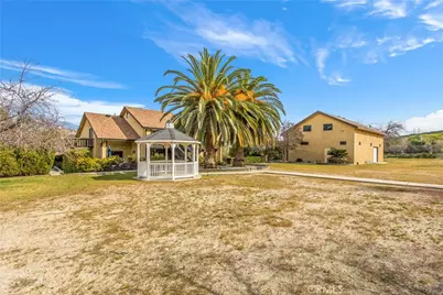 28450 Live Oak Canyon Road, Redlands, CA 92373 - Photo 39