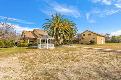 28450 Live Oak Canyon Road, Redlands, CA 92373 - Photo 39