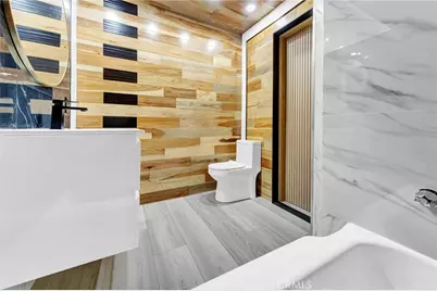 300 Holmwood Drive, Newport Beach, CA 92663 - Photo 15